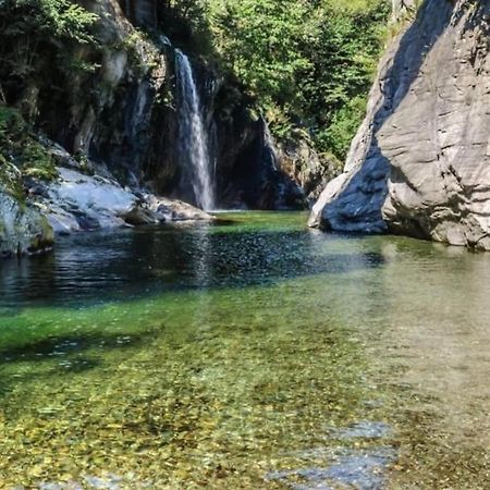 Piccolo Monolocale A Verbania Buitenkant foto