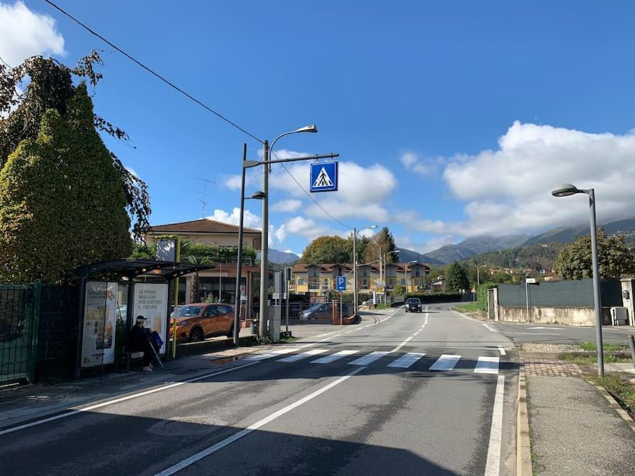 Piccolo Monolocale A Verbania Buitenkant foto